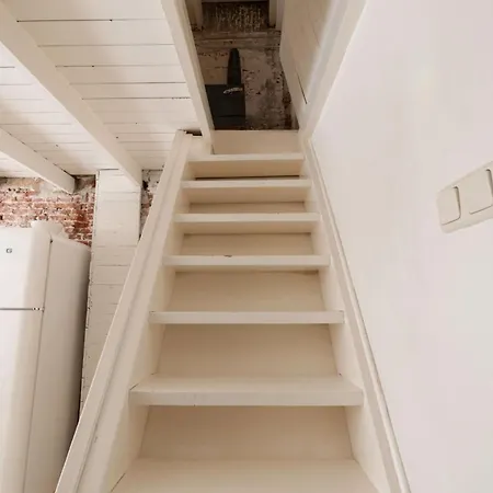 The Bright Loft - Centre