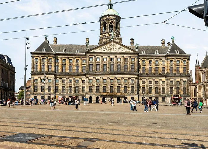 公寓 The Bright Loft - Centre