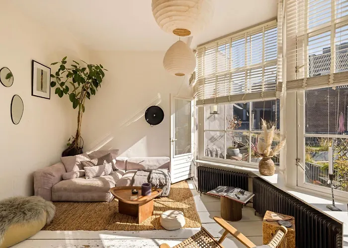 The Bright Loft - Centre