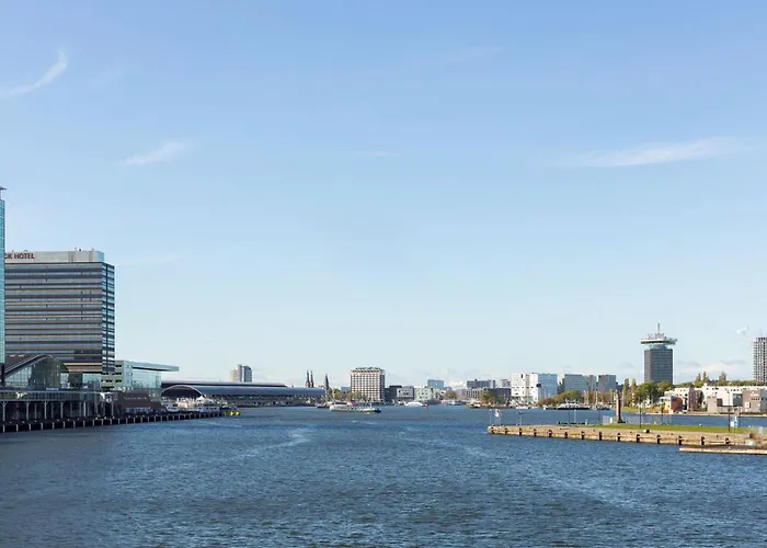 The Bright Loft - Centre Apartment